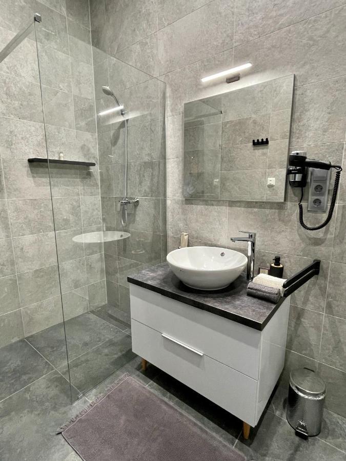 Bogathy Kuria Business Apartments Nyirbogat Luaran gambar